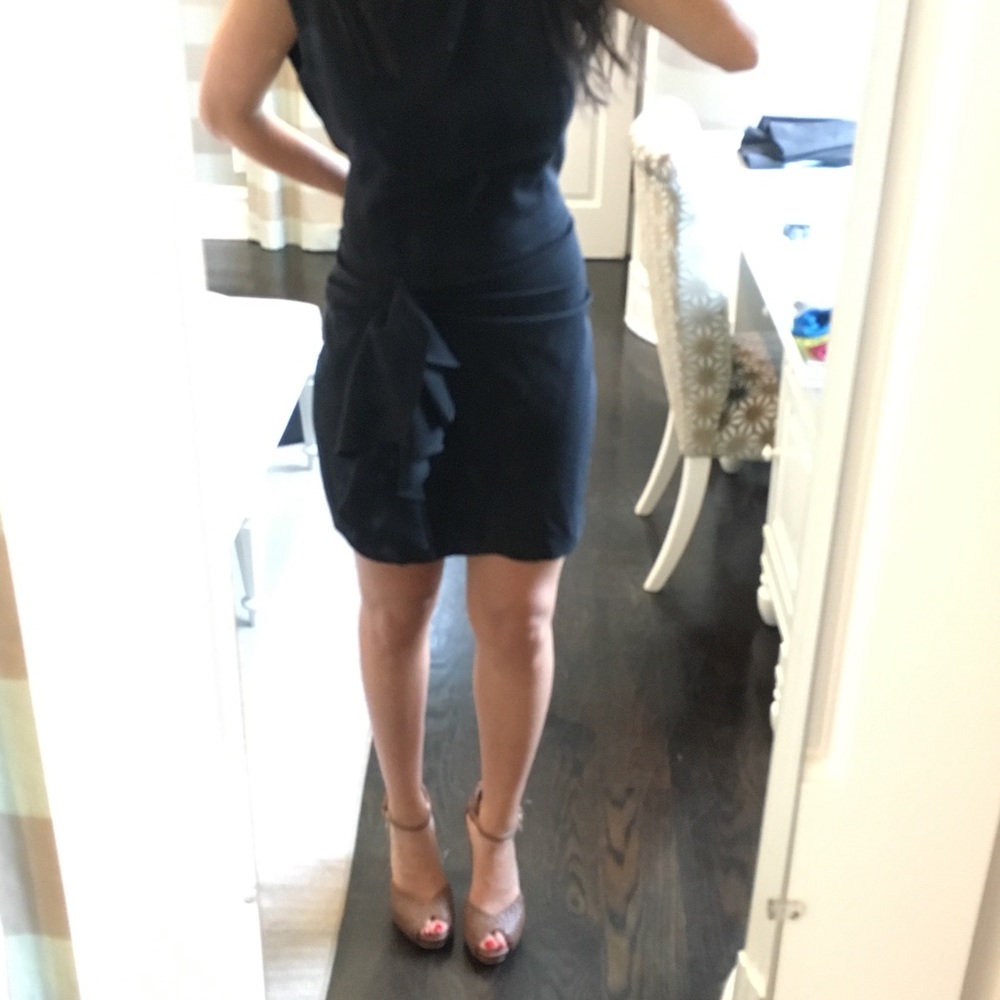 Poleci ruffled dress black